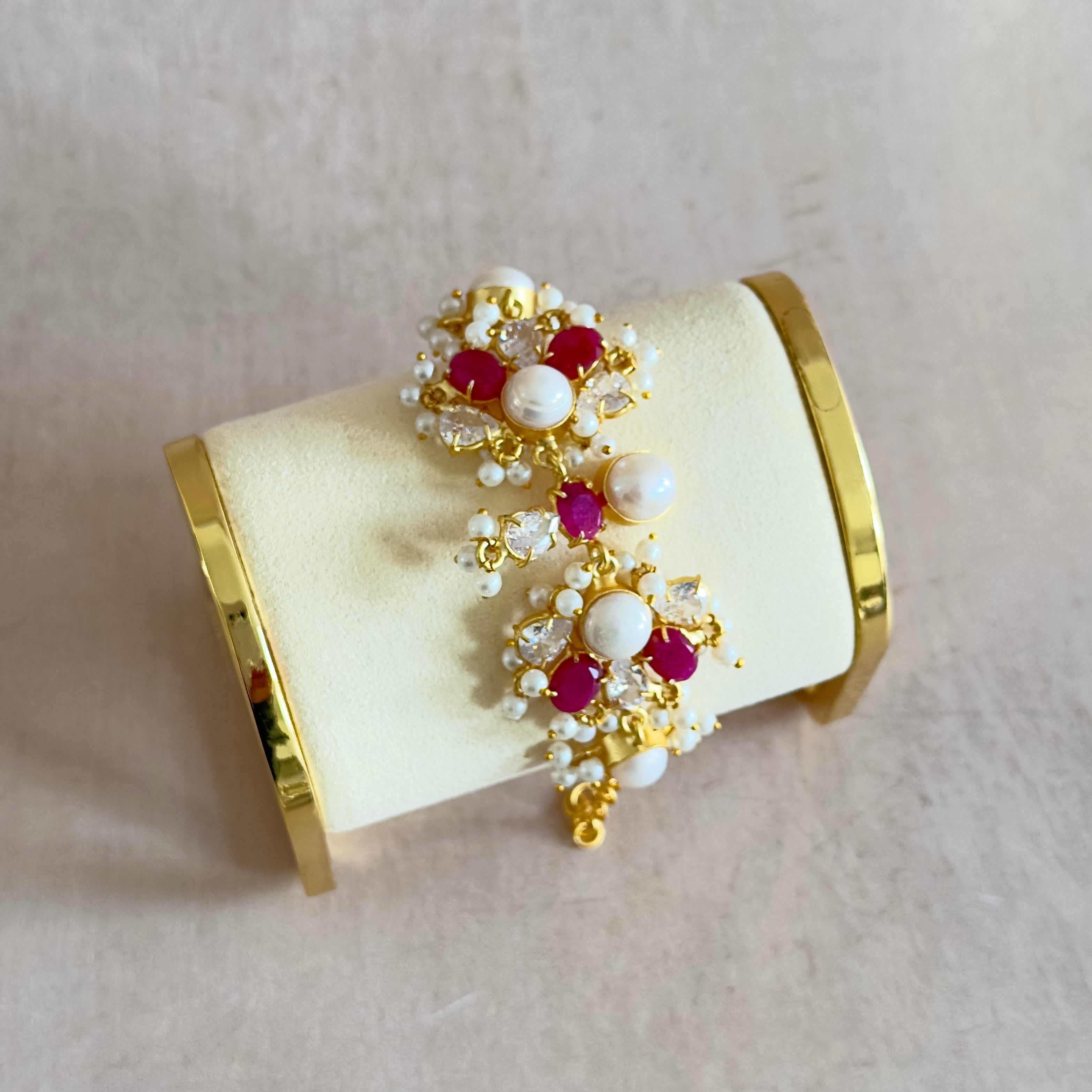 Kiara Fuchsia Pearl Bracelet - Ahseya & Co