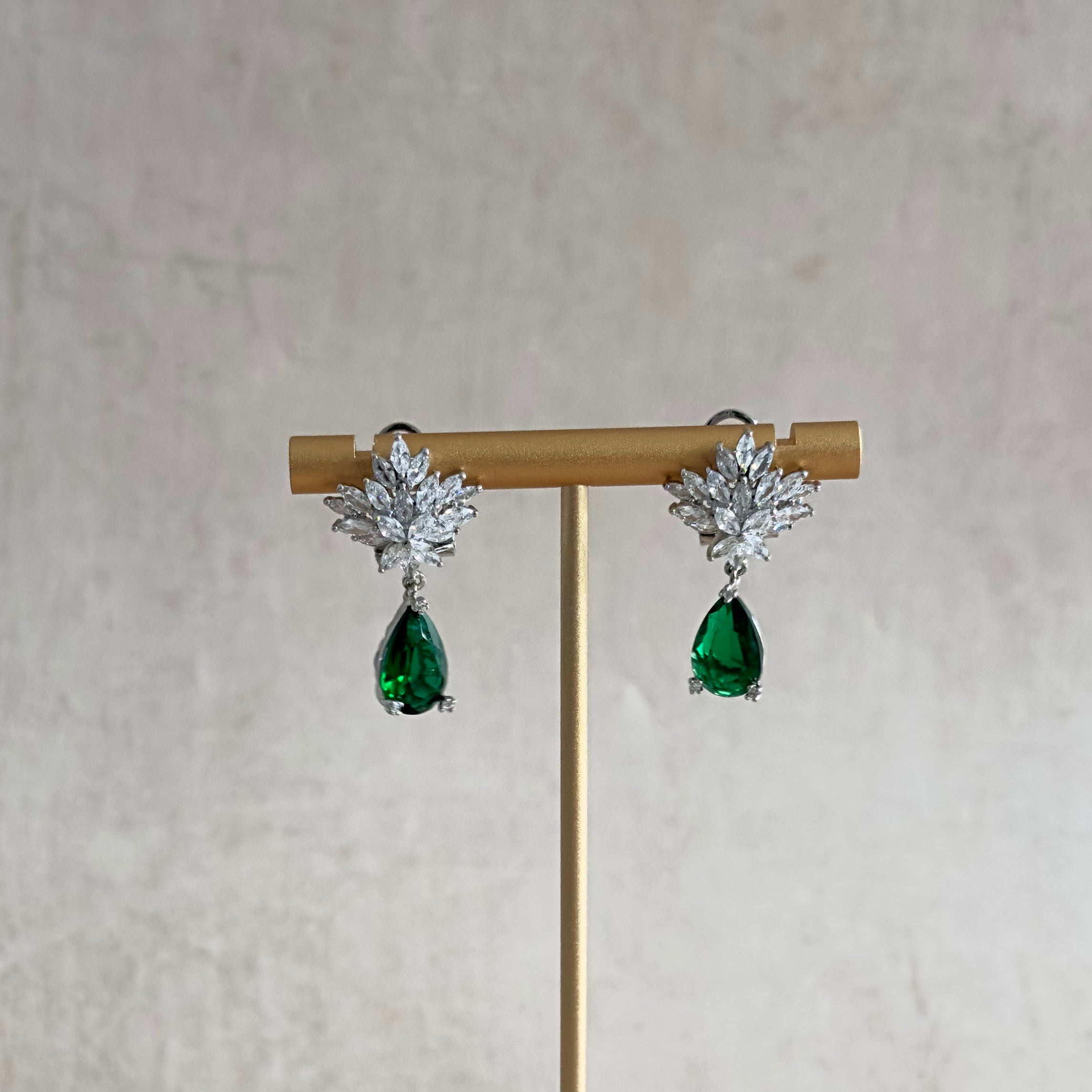 Diana Green Crystal Drop Earings - Ahseya & Co