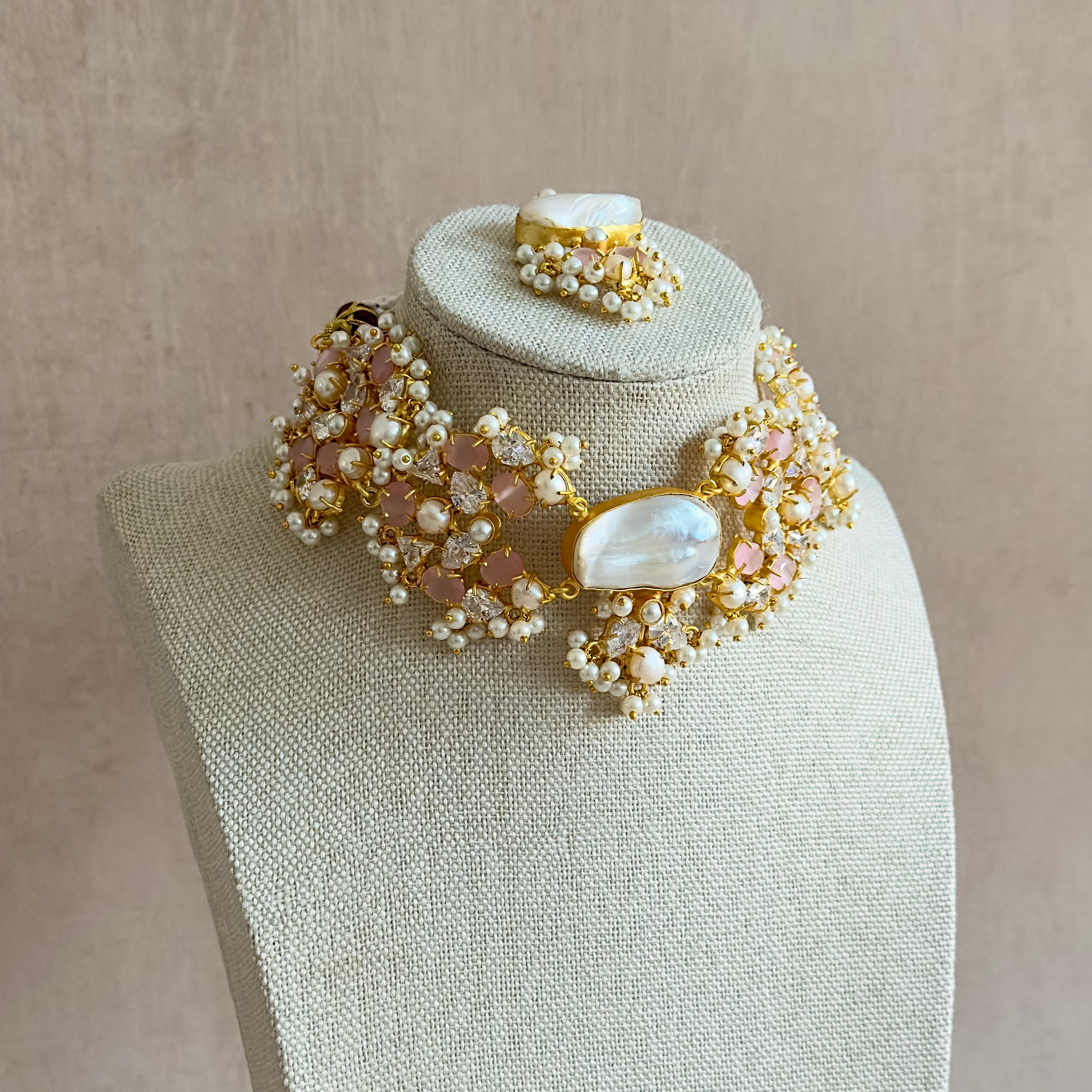 Irum Pink Pearl Choker Set - Ahseya & Co