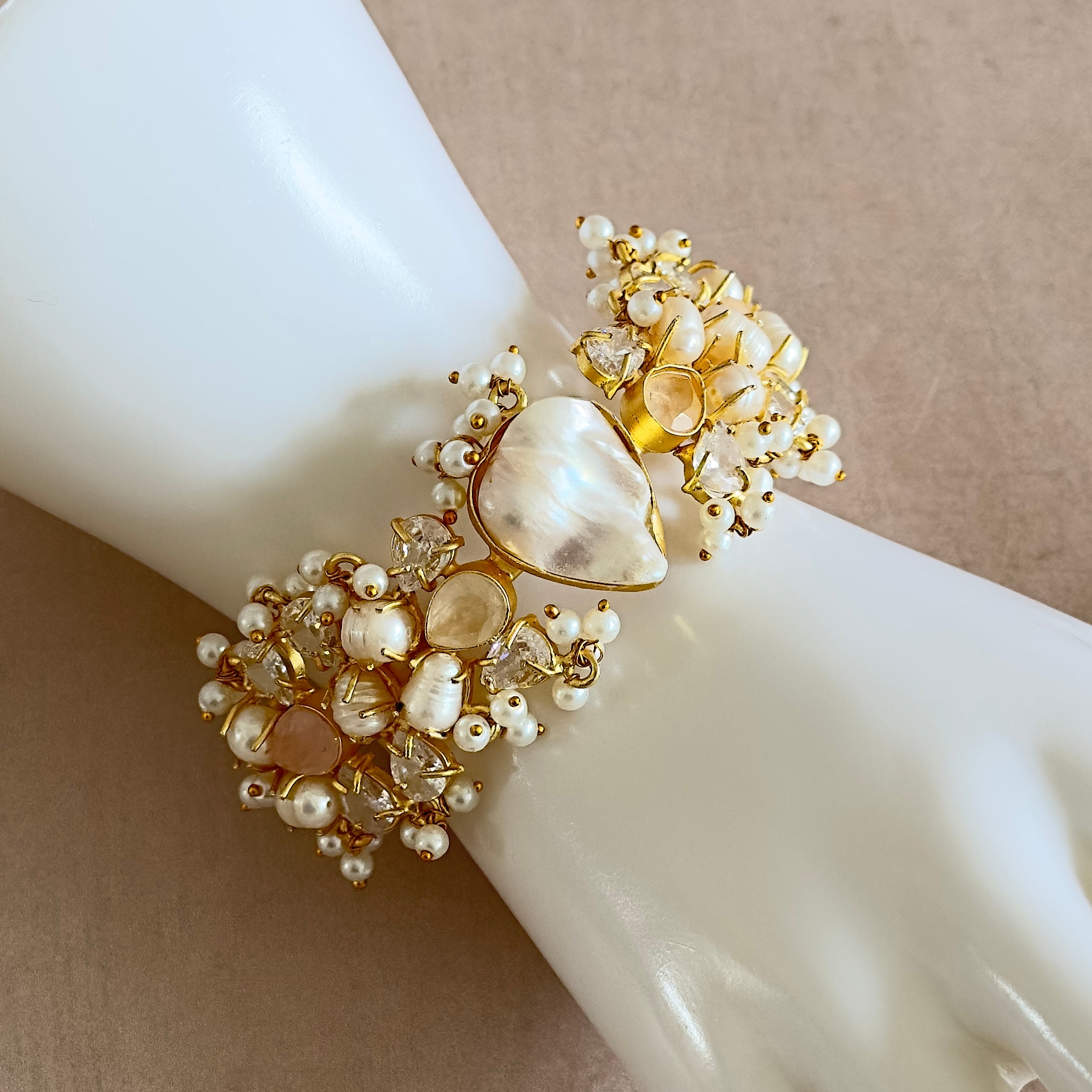 Rosà Pink Pearl Cuff Bracelet - Ahseya & Co