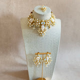 Antonia Pearl Choker Set