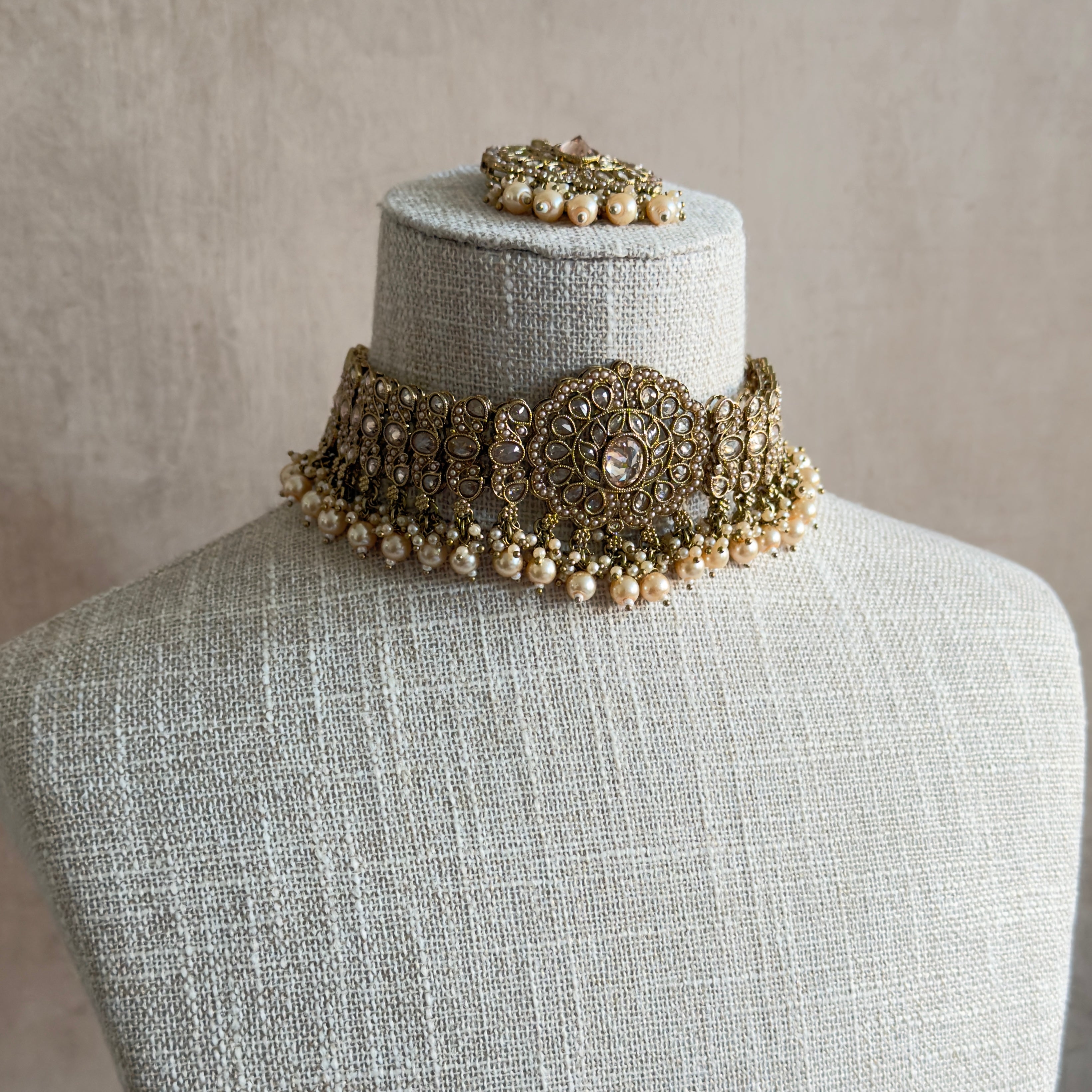 Zareefa Gold Choker Set - Ahseya & Co