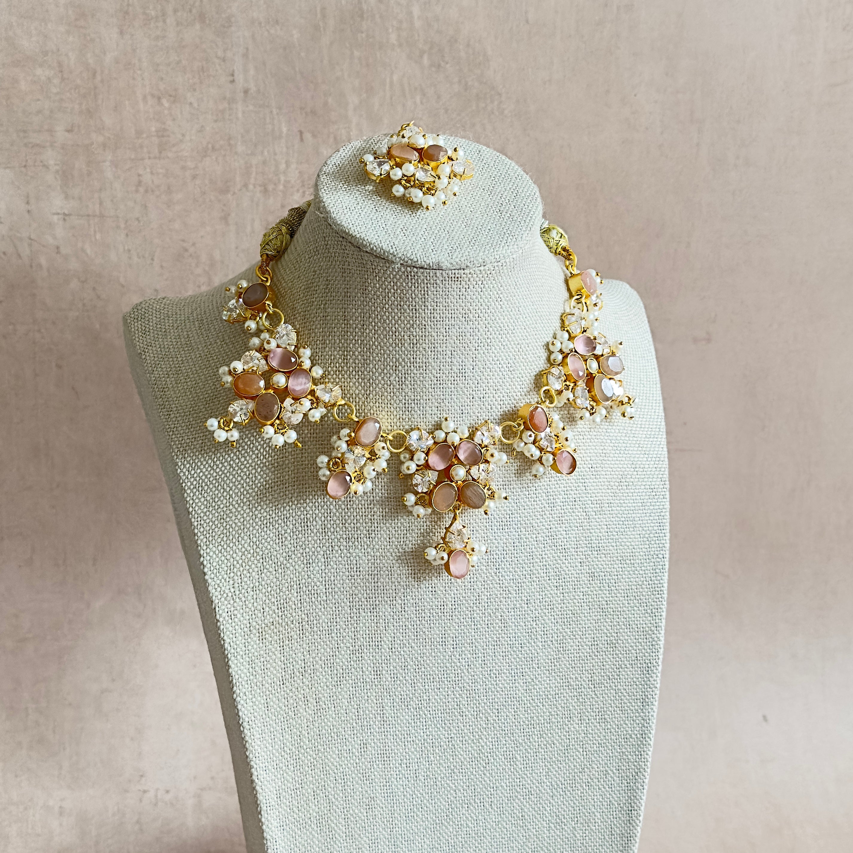 Munira Peach Necklace Set - Ahseya & Co