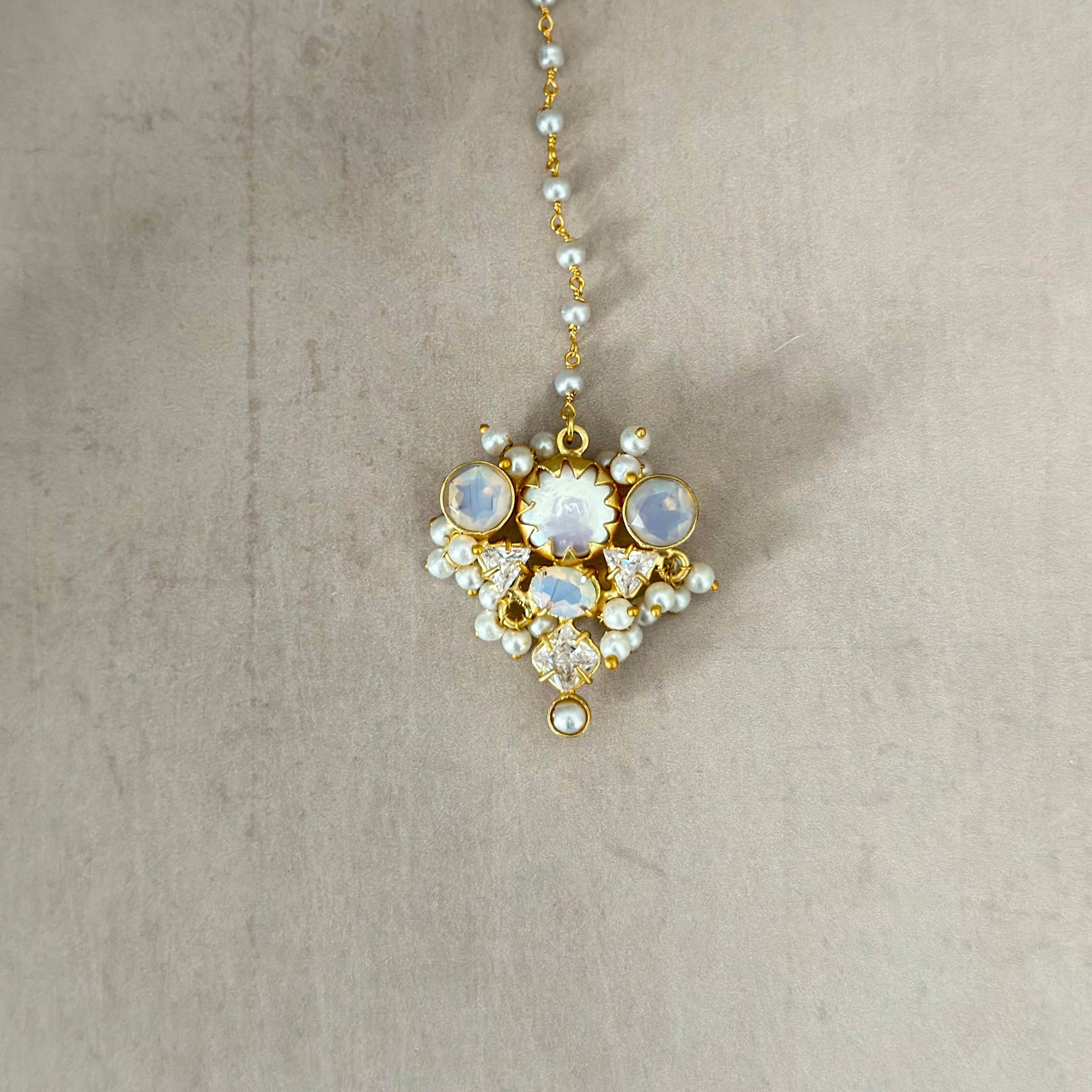 Leona Crystal Pearl Crystal Necklace Set - Ahseya & Co