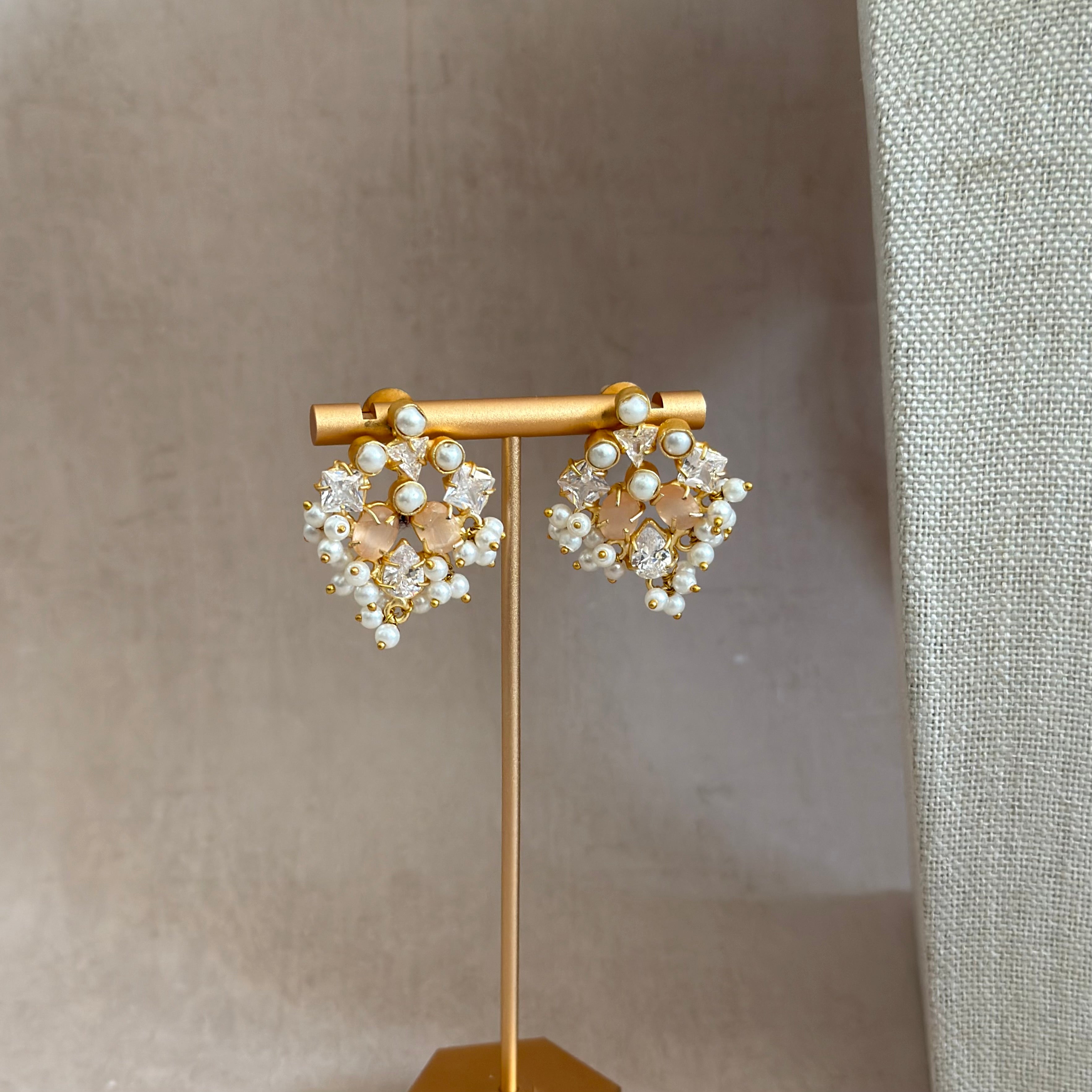 Wafaa Peach Crystal Necklace Set - Ahseya & Co