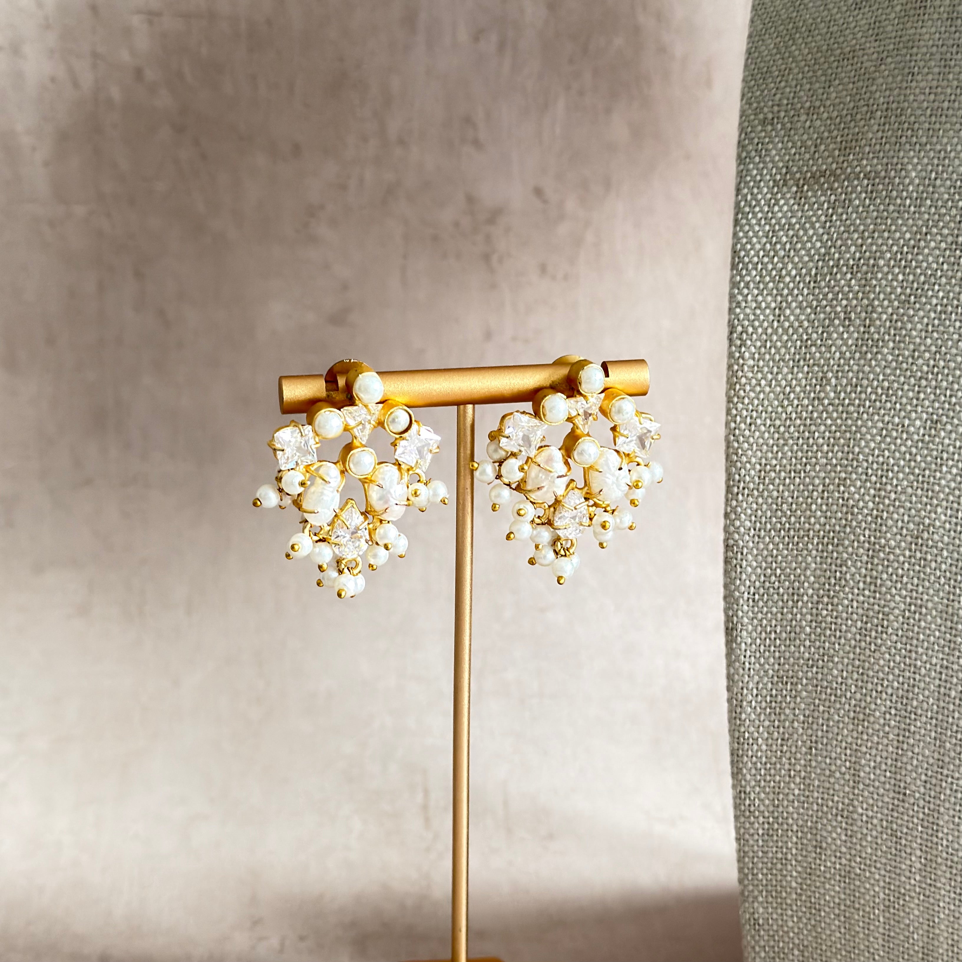 Wafaa Pearl Crystal Necklace Set - Ahseya & Co