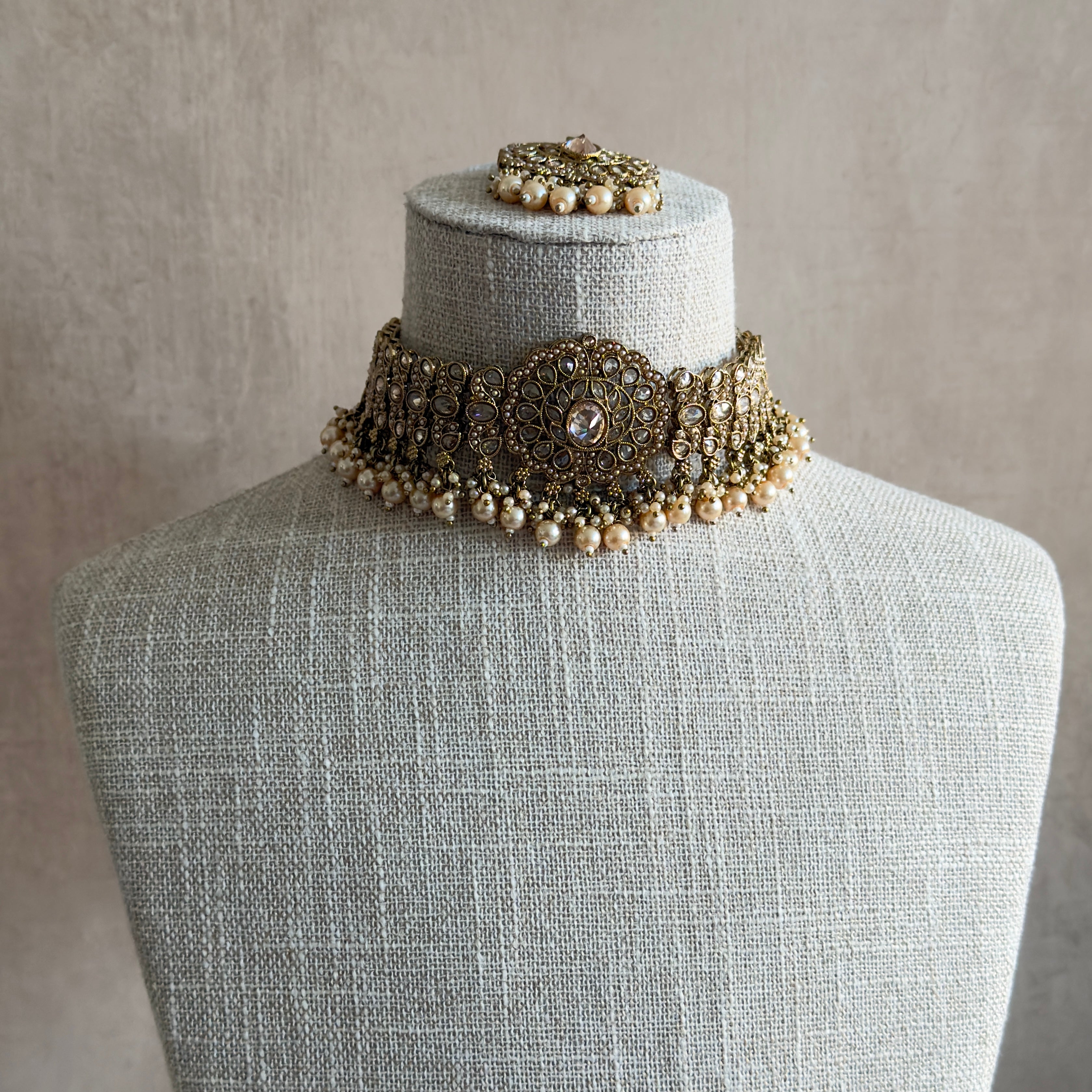 Zareefa Gold Choker Set - Ahseya & Co