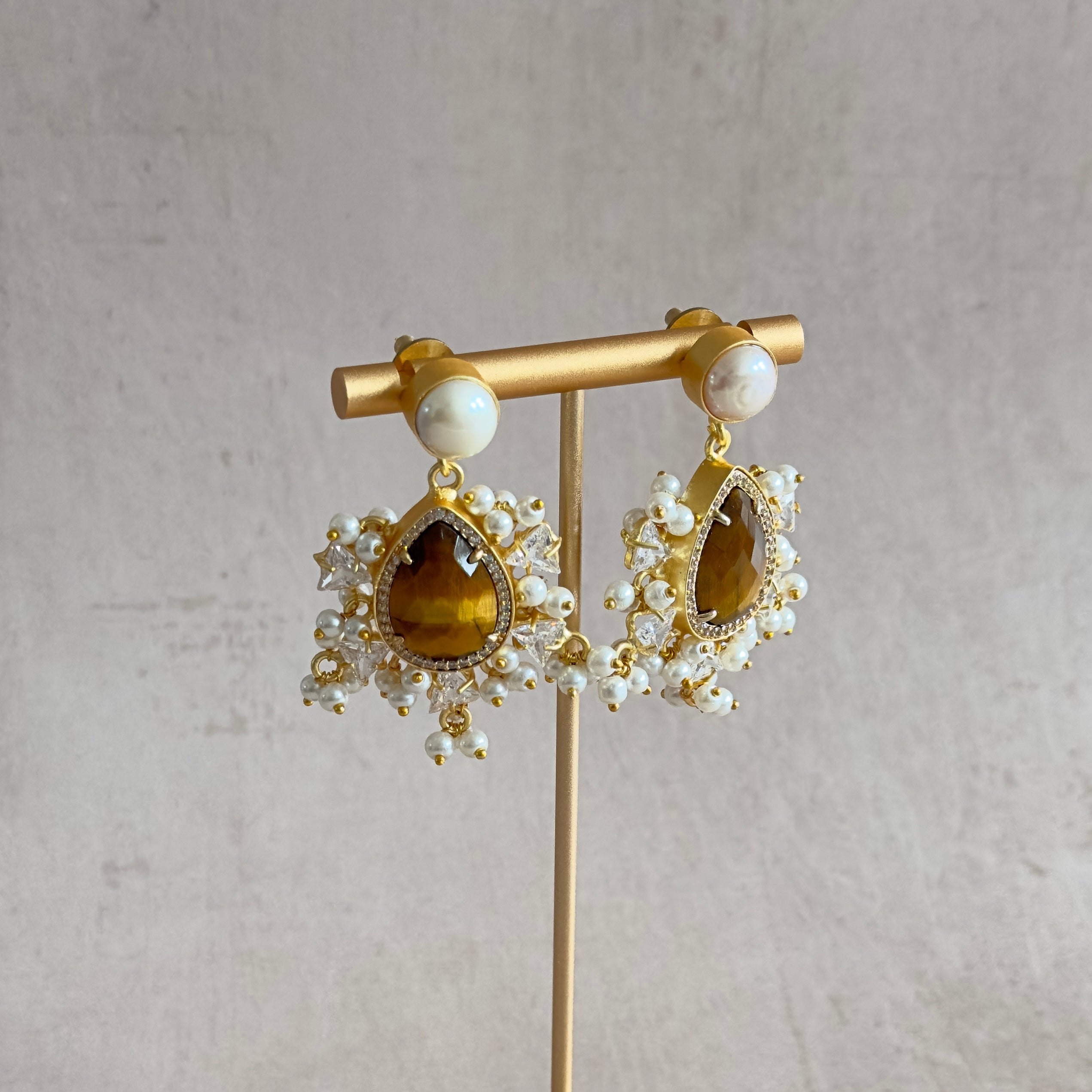Jaydah Tiger Pearl Drop Earrings - Ahseya & Co