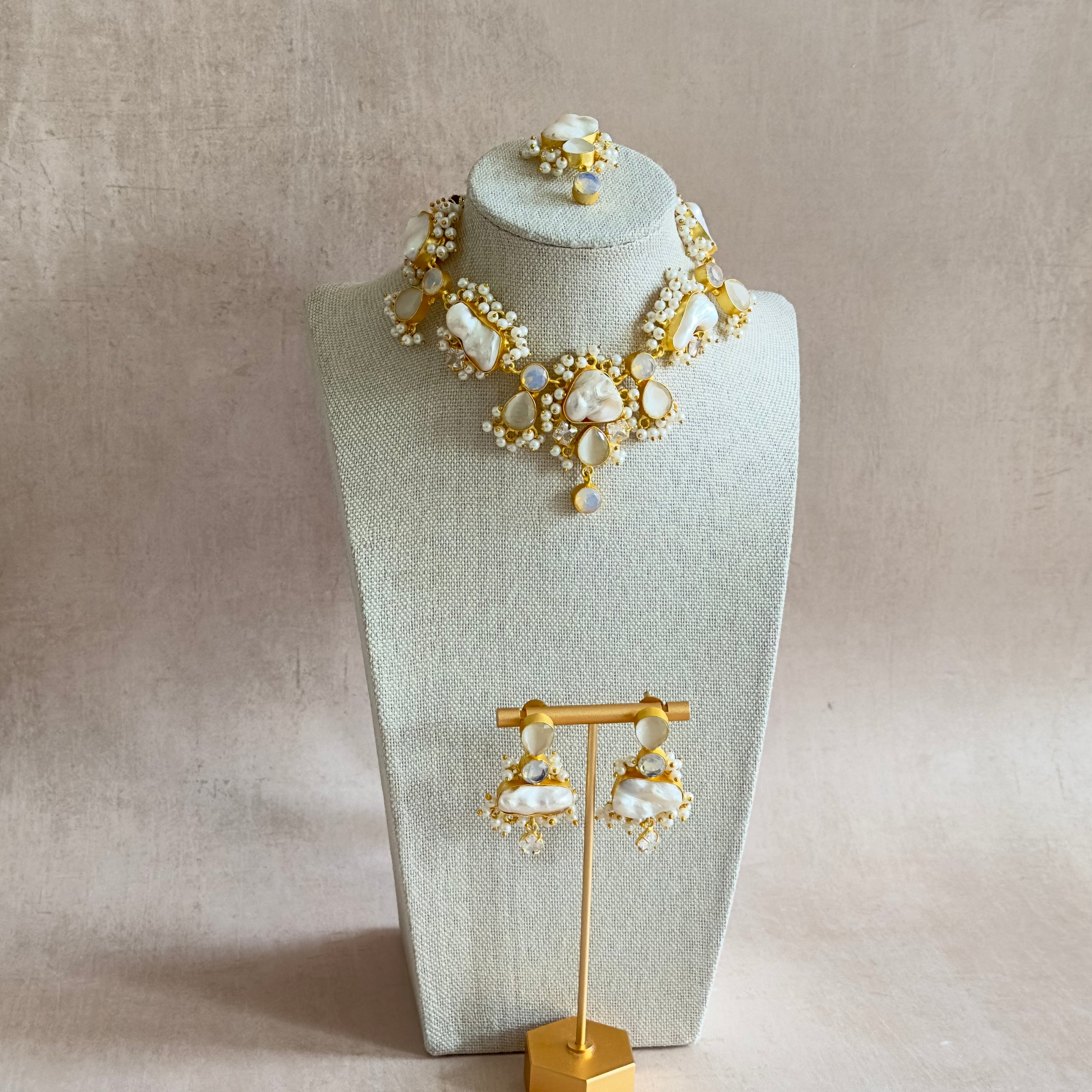 Natalia Pearl Crystal Necklace Set - Ahseya & Co
