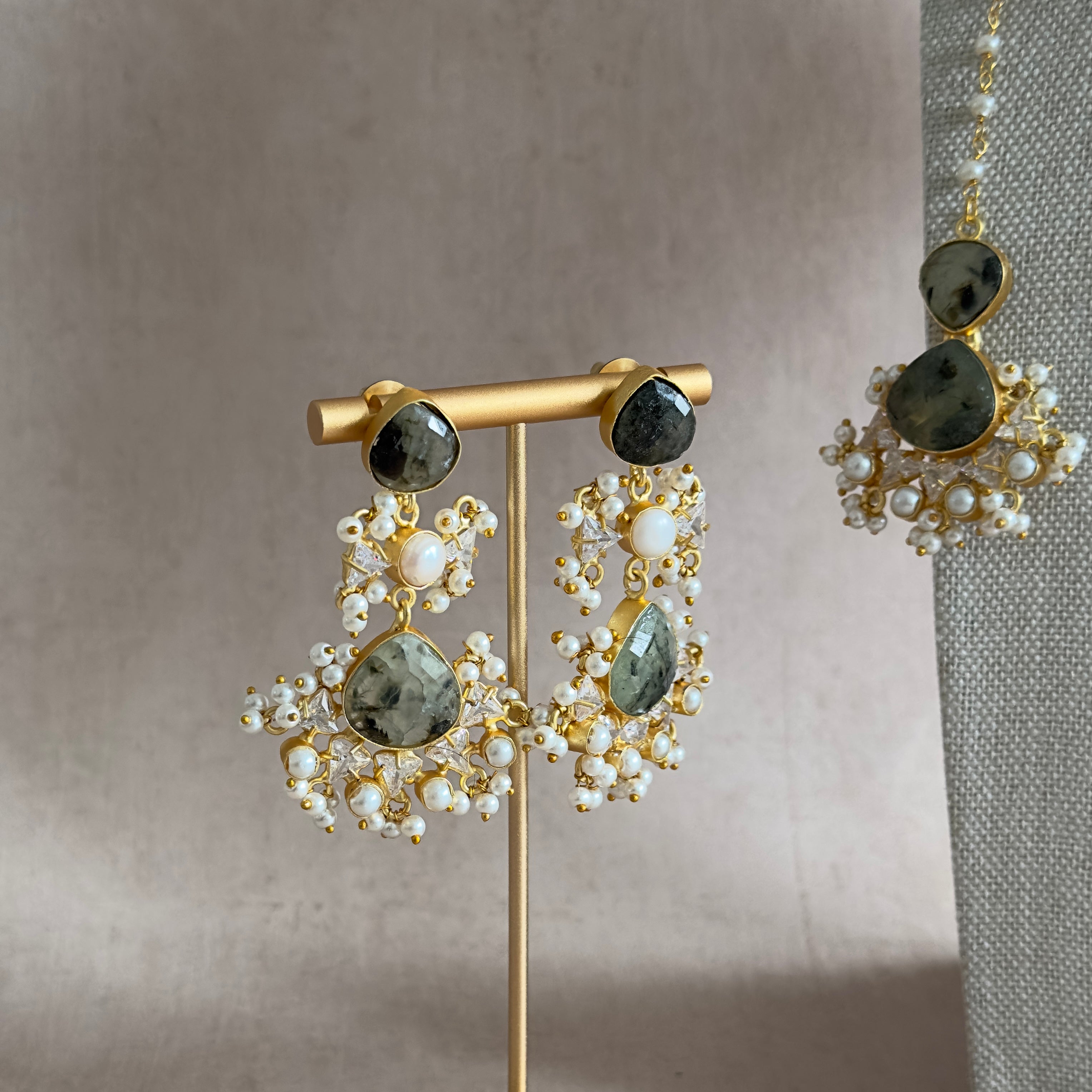 Qadira Crystal Necklace Set - Ahseya & Co